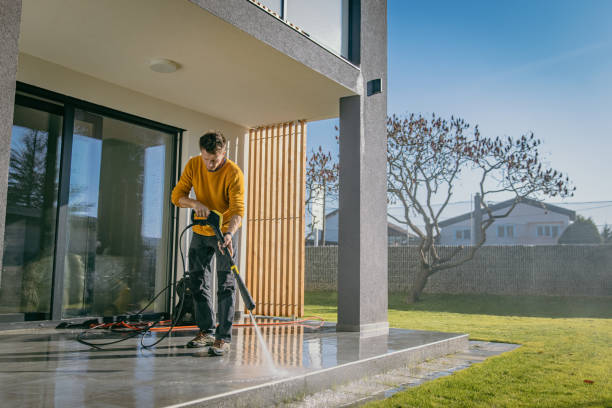 Animal Enclosure Cleaning in Olga, FL